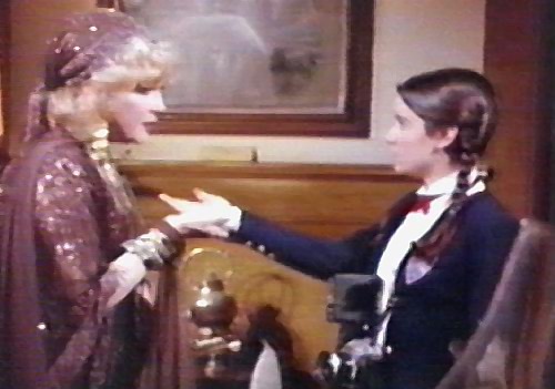 Dominique Dunne_hauntingpic01