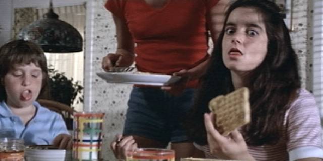 Dominique Dunne_poltergeistpic02